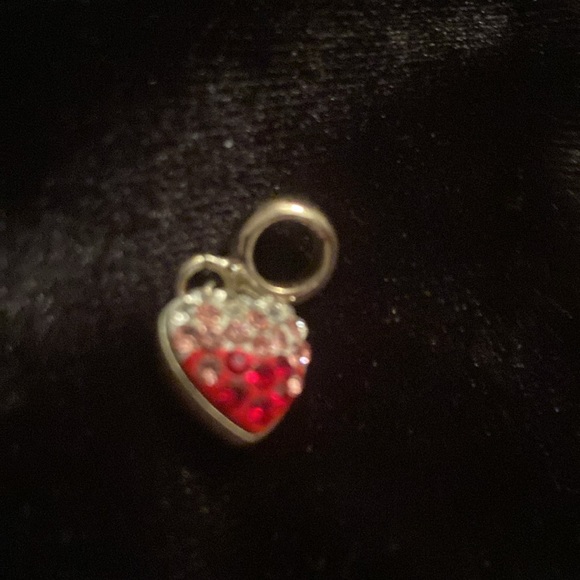 Davinci Beaded Transition Heart Red Pendant - Picture 4 of 6